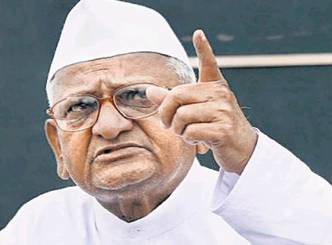 Anna Disqualifies Modi and Rahul For PM Post