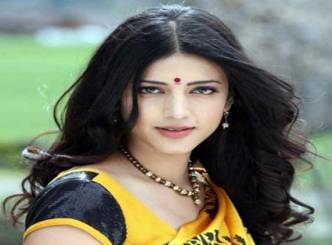 Sruthi Hassan in news for wrong reasons...