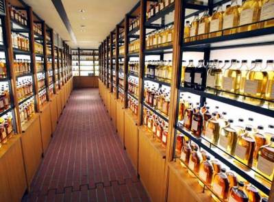 Vodka blinds, Whisky restores