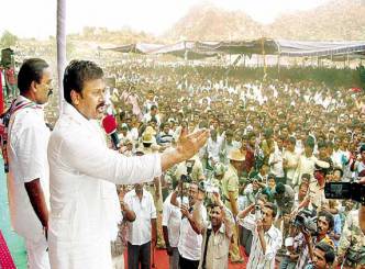 Action Karnataka-Congress fields mega star!