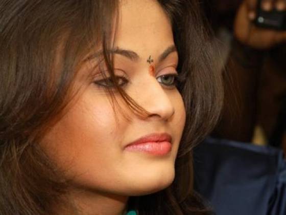 Telugu Cinema Heroine, 'Still a glam Doll'???