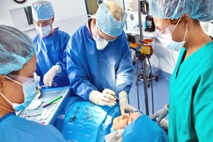 Chinese Woman Prefers Plastic Surgery To Evade Millions Of Debt