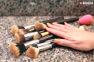 How To Clean Your Make Up Brushes