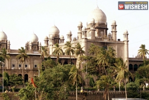 Hyderabad HC Stays The GO Issued By State For PG Medical Students