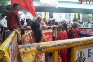 Karunanidhi&#039;s Health Declined: Tamil Nadu Tensed