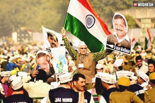 Kejriwal takes oath as CM