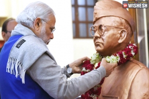 PM Narendra Modi Pays Homage to Subhas Chandra Bose
