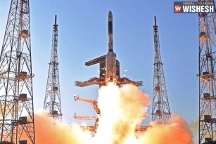 Isro&#039;s Indian Rocket Lifts Off Cartosat, 30 Passenger Satellites Succesfully From Sriharikota