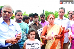 Ramya&rsquo;s Family Organize Candle Light March