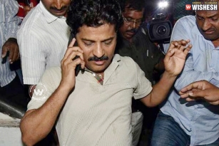 Revanth Reddy caught Red handed