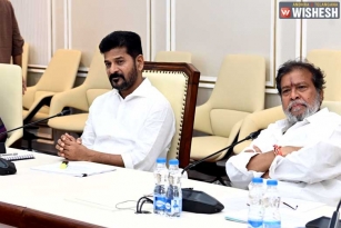Revanth Reddy orders health cards for the people of Telangana