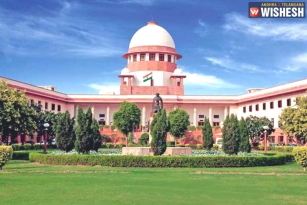 SC Verdict On Aadhaar In Nov, Centre Extends Deadline Till Dec 31