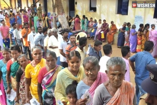 Third Phase of Lok Sabha Polls Starts on a Decent Note