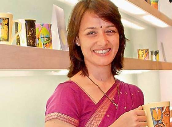 Khusboo all happy for Amala Akkineni...