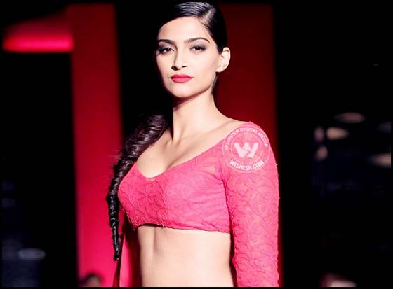 Sonam Kapoor breaks up