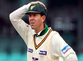 Ricky Ponting hangs his &#039;Test&#039; boots