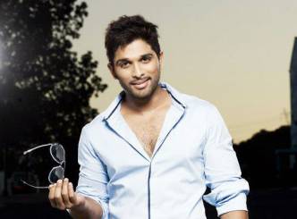 Stylish star in Spain for two girls