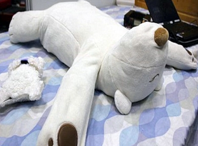 Robotic bear that stops you from snoring!