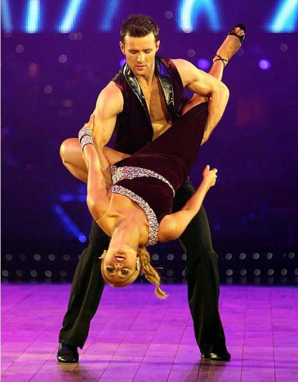 Dancer Aliona Vilani-a tropical treat