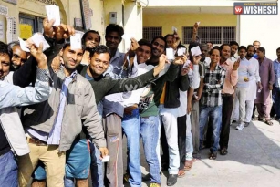 GHMC polls: 45% voting recorded, parties in dilemma!