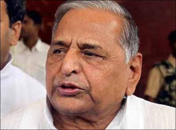 Mulayam reacts against &quot;anti-Islam material&quot; on Facebook