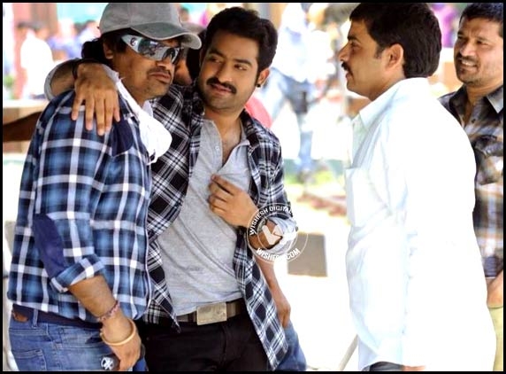 Jr NTR look vs Ramayya Vasthavayya look