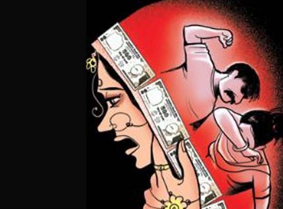 Dowry case: Husband deserts his partner, wife approaches police