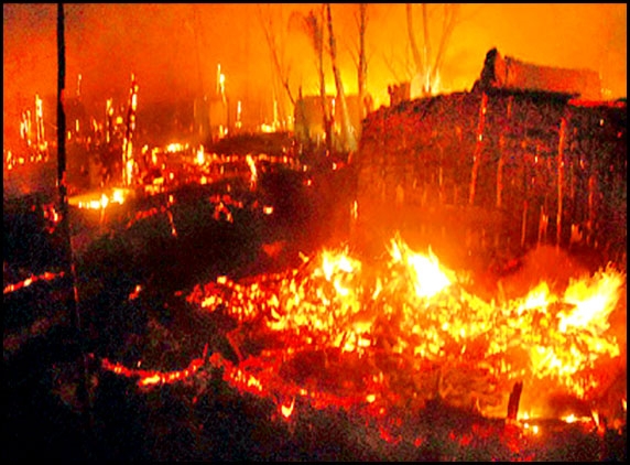 170 Houses Gutted In Major Fire at Kakinada