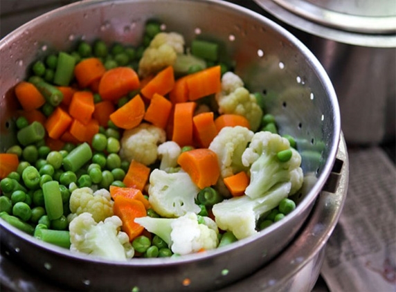 Boiling vegetables