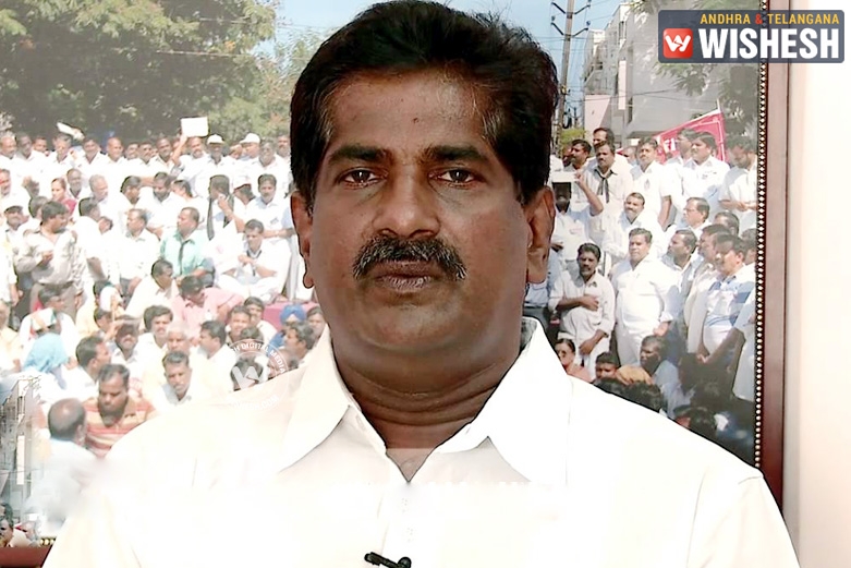 AP employees war against government