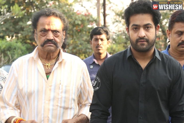 superstar's father died in a road accident
