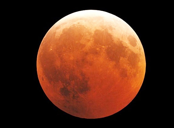 Total lunar eclipse to unfold on Saturday