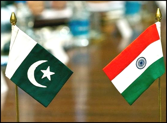 Pakistan asks Indian journalists to leave country