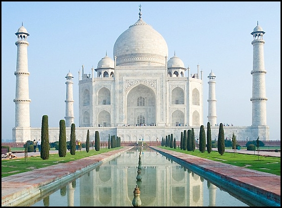 Georgia scientist work on Taj Mahal&#039;s color
