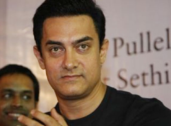 Aamir Khan never detained in airport