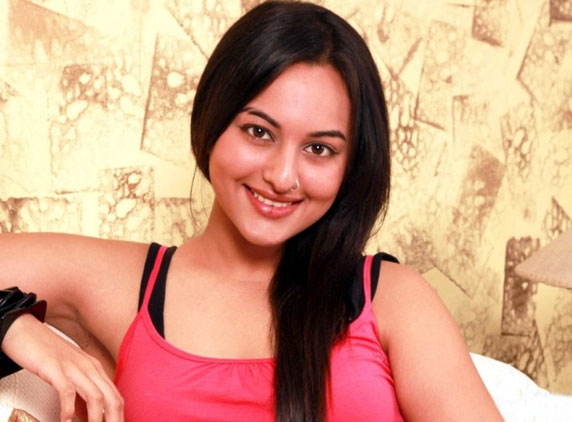 Sonakshi loves to be a shutterbug