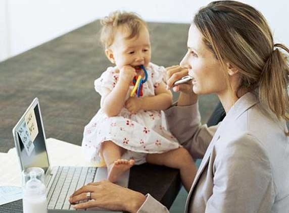 Career or Mother Hood? What to choose…