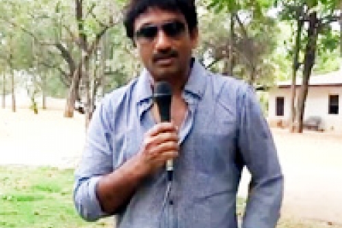 srinu vaitla talks on hrudayam ekkadunnadi