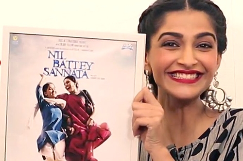 sonam kapoor launches nil battey sannata movie poster