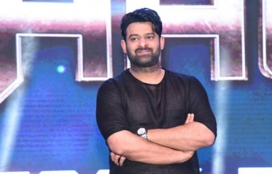 Prabhas-at-Saaho-Pre-Release-Event-10