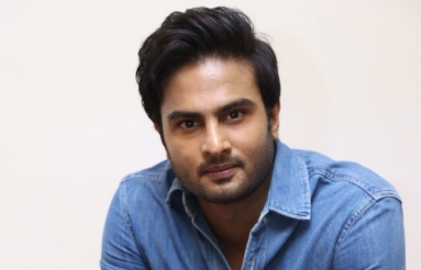 Sudheer-Babu-New-Photos-02