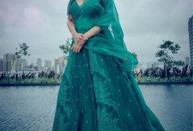 Mouni-Roy-Latest-Pics-05