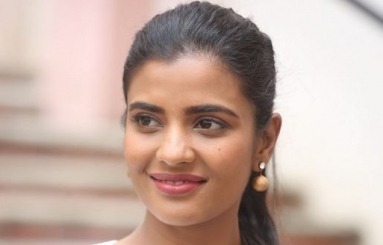 Aishwarya-Rajesh-New-Photos-09