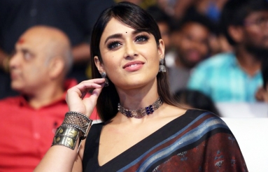 Ileana-At-AAA-Pre-Release-Event-01