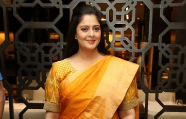 Nagma-New-Pics-02