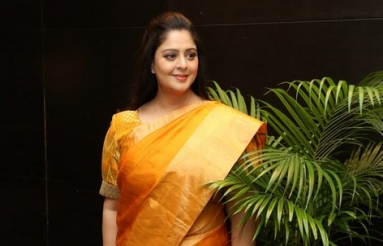 Nagma-New-Pics-06