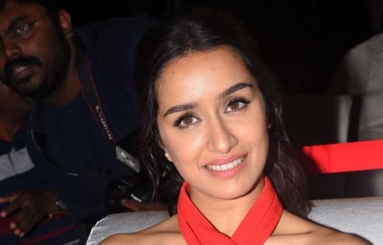 Shraddha-Kapoor-New-Stills-04