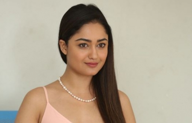 Tridha-Choudhury-New-Pics-06