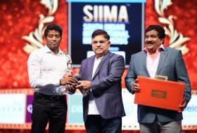 Celebs-at-SIIMA-Awards-2019-08