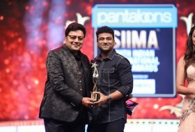 Celebs-at-SIIMA-Awards-2019-12